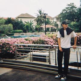 坤纳荣·帕拉德乐