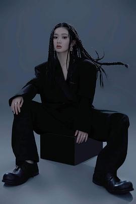周蓉倩