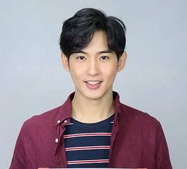 珀塔维·瓦缇查拉禹·苏拉德特