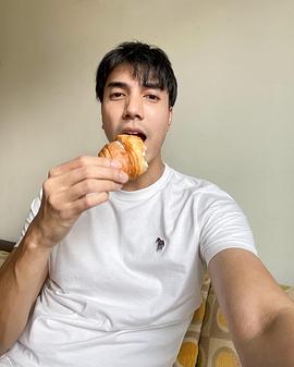 瓦立特·斯里桑塔纳