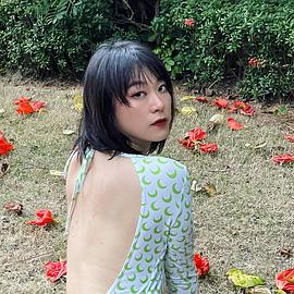 黄璐