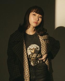 邓丽英