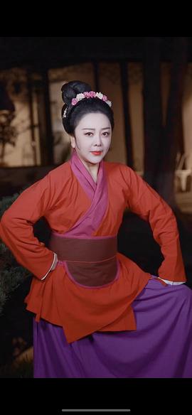 梁丽