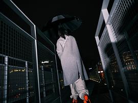 万茜