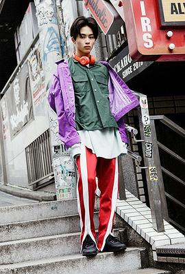 草川拓弥