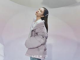 宋妍霏