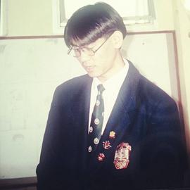 黄修平