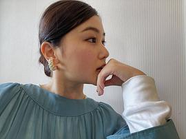 山口麻友