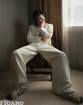 万茜