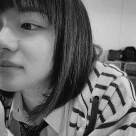 山田杏奈