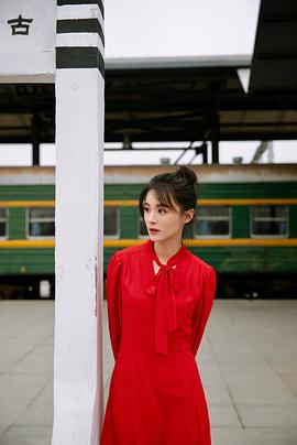 毛林林