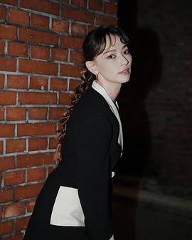 姚以缇