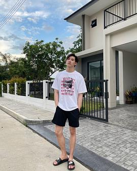 塔纳科恩·库尔贾拉松巴特