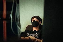 瓦奇拉维·让维瓦