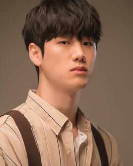 李奉俊