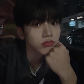 梁爀