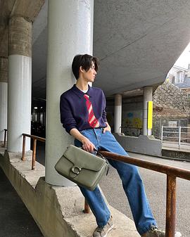 藤冈真威人