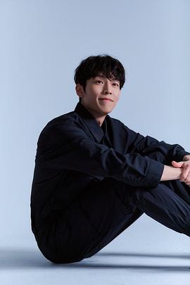 李基泽
