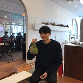 金东圭