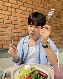 巴陂·塔纳塔特·英波查伊