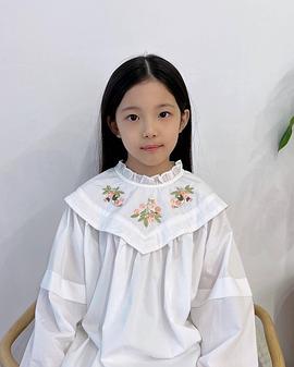 权丹雅