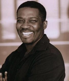 Dean McKenzie