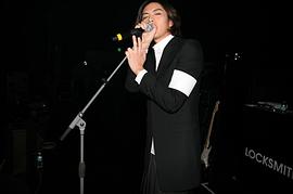 李民基