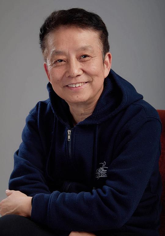 黄建新