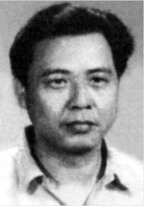 李栋