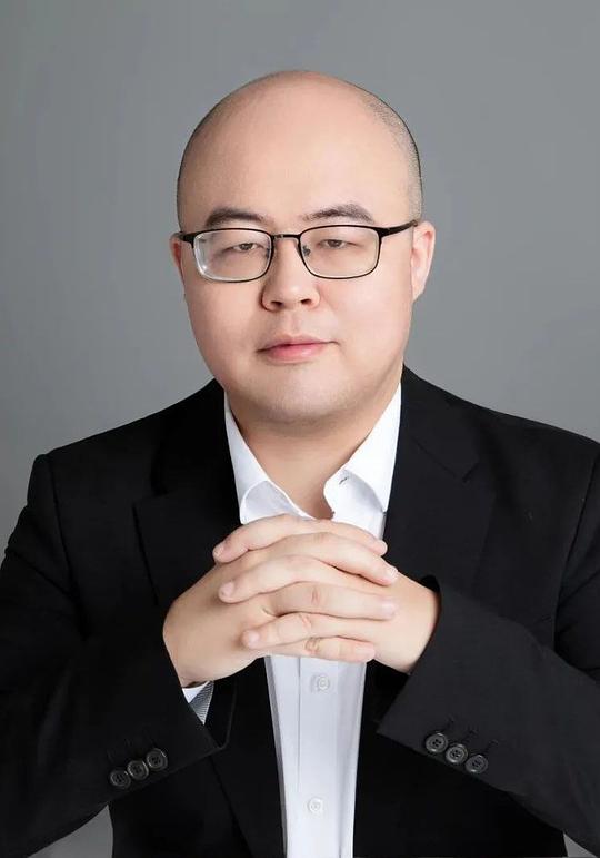 闫俊杰