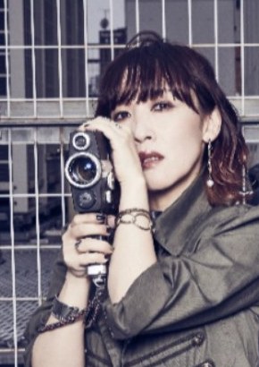 山下敦子