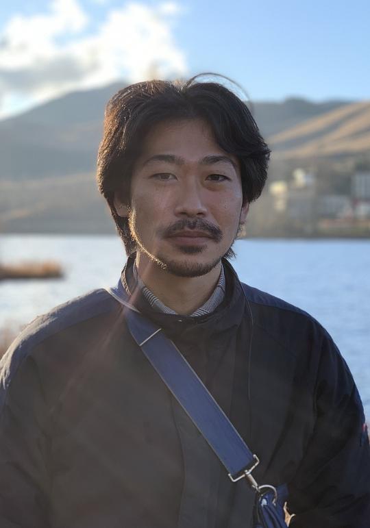 山本英