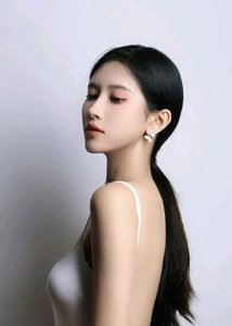 赵亦菲