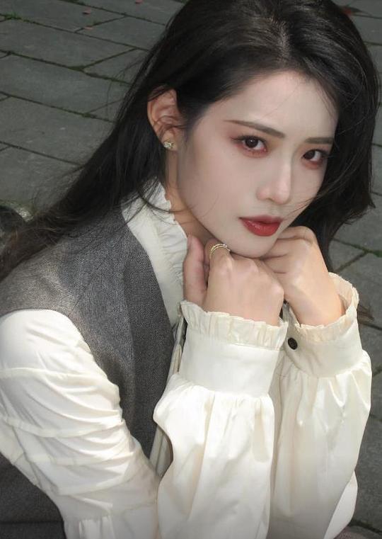 董洁