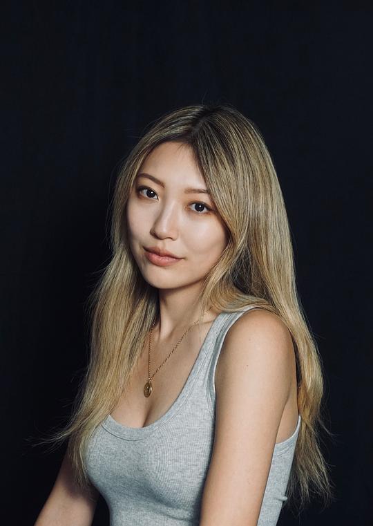 塞琳娜·云