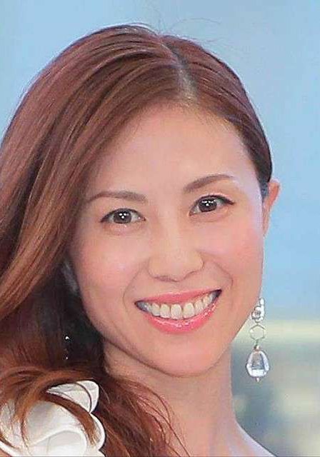 澤岻奈々子