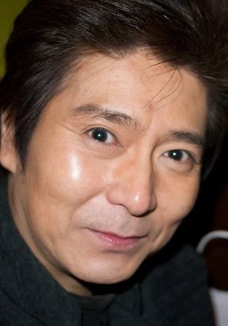 坂元亮介