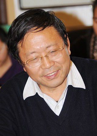 肖东发