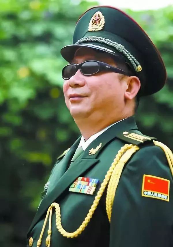 史光柱