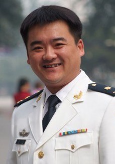 巴宁