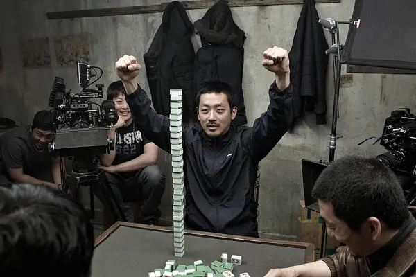 河正宇