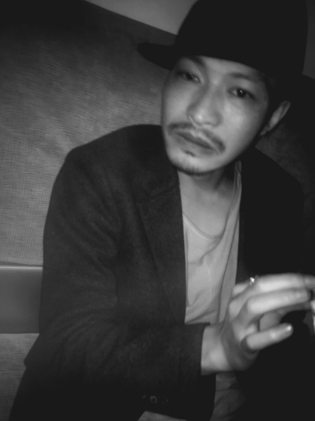 晋家伟