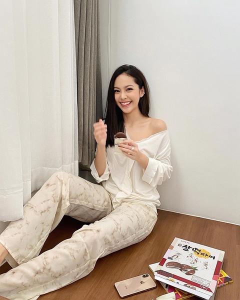 卡莫茶诺·柔莎缇恩