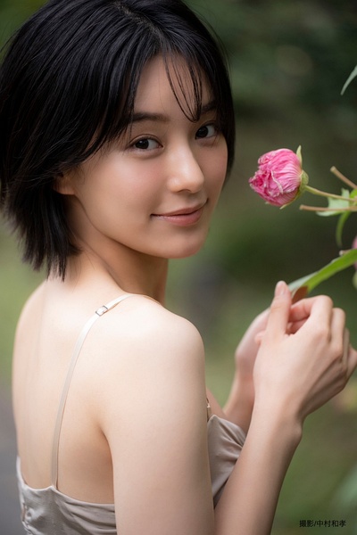 新田桃子