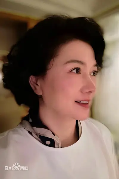 孙依群