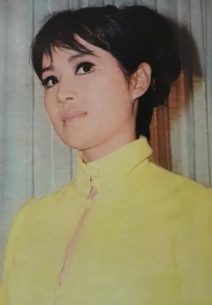 尤情