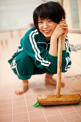 入来茉里