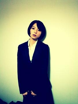入来茉里