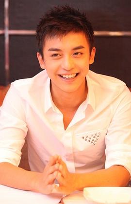 李佳航