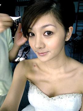 吴亚馨